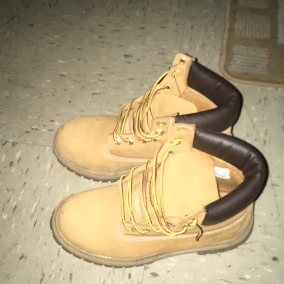 Timbs - Picture 2 of 3